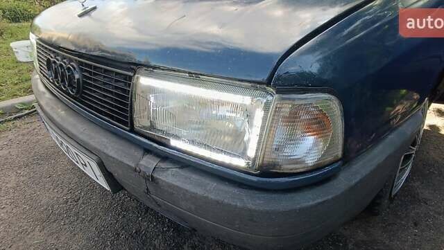 Синий Ауди 80, объемом двигателя 1.8 л и пробегом 308 тыс. км за 1400 $, фото 4 на Automoto.ua