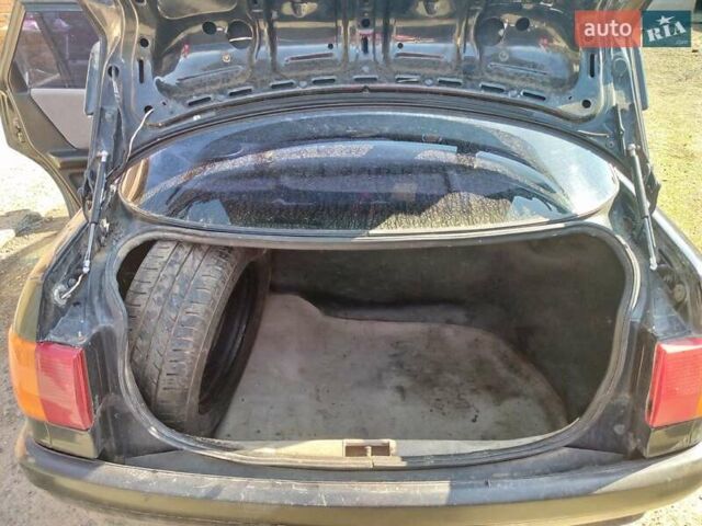 Синий Ауди 80, объемом двигателя 1.8 л и пробегом 370 тыс. км за 2600 $, фото 4 на Automoto.ua