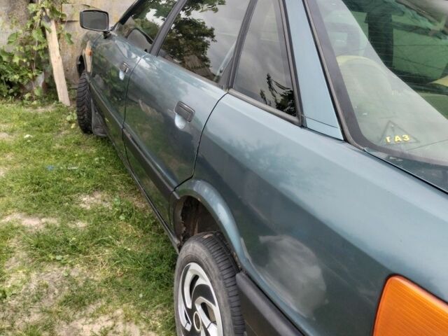 Синий Ауди 80, объемом двигателя 1.8 л и пробегом 3 тыс. км за 1538 $, фото 1 на Automoto.ua