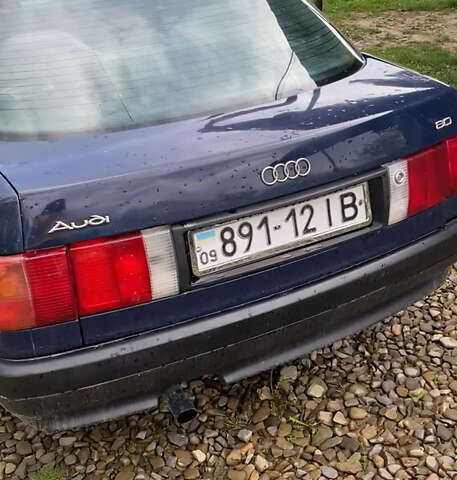 Синий Ауди 80, объемом двигателя 1.8 л и пробегом 200 тыс. км за 1800 $, фото 3 на Automoto.ua