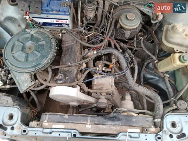 Синий Ауди 80, объемом двигателя 1.8 л и пробегом 435 тыс. км за 1660 $, фото 25 на Automoto.ua