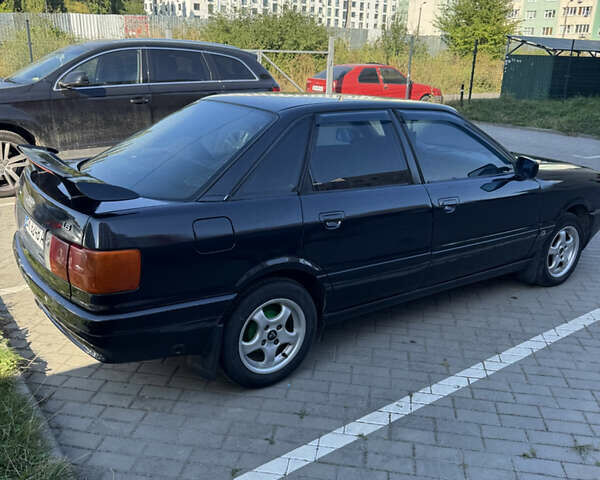 Синий Ауди 80, объемом двигателя 1.8 л и пробегом 300 тыс. км за 1950 $, фото 5 на Automoto.ua