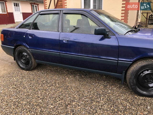 Синий Ауди 80, объемом двигателя 1.8 л и пробегом 200 тыс. км за 1150 $, фото 4 на Automoto.ua