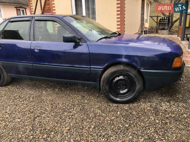Синий Ауди 80, объемом двигателя 1.8 л и пробегом 200 тыс. км за 1150 $, фото 1 на Automoto.ua