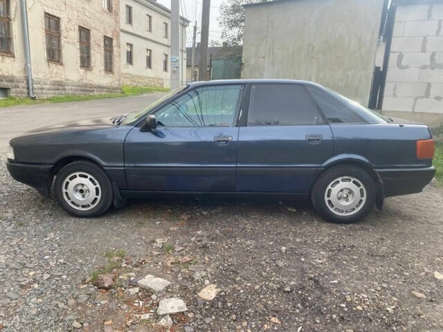 Синий Ауди 80, объемом двигателя 1.8 л и пробегом 365 тыс. км за 1400 $, фото 4 на Automoto.ua