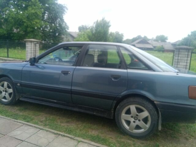 Синий Ауди 80, объемом двигателя 1.8 л и пробегом 1 тыс. км за 1500 $, фото 7 на Automoto.ua