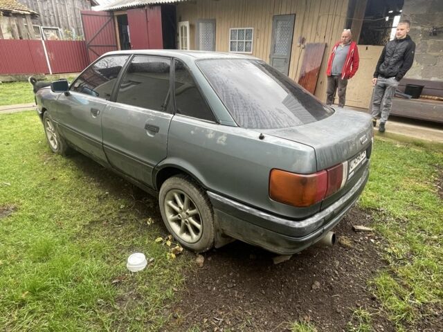 Синий Ауди 80, объемом двигателя 0 л и пробегом 300 тыс. км за 800 $, фото 3 на Automoto.ua