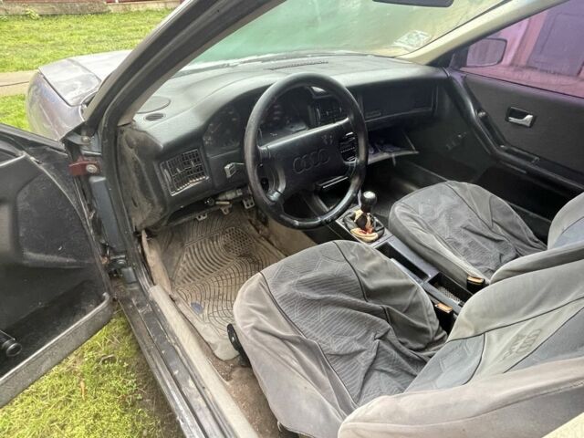 Синий Ауди 80, объемом двигателя 0 л и пробегом 300 тыс. км за 800 $, фото 4 на Automoto.ua