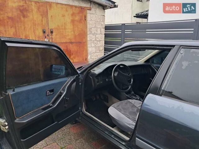 Синий Ауди 80, объемом двигателя 0 л и пробегом 258 тыс. км за 1800 $, фото 4 на Automoto.ua