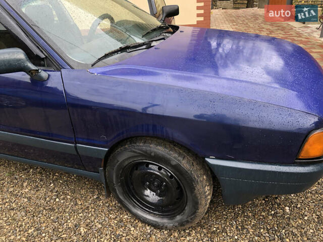 Синий Ауди 80, объемом двигателя 1.8 л и пробегом 200 тыс. км за 1150 $, фото 6 на Automoto.ua