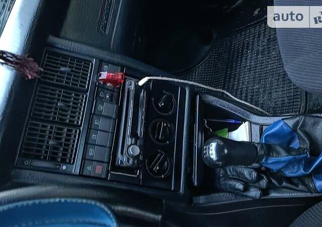 Синий Ауди 80, объемом двигателя 1.8 л и пробегом 50 тыс. км за 1650 $, фото 71 на Automoto.ua