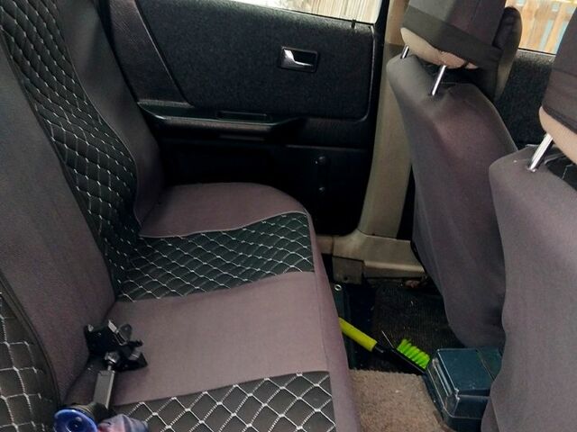 Синий Ауди 80, объемом двигателя 1.8 л и пробегом 260 тыс. км за 1800 $, фото 3 на Automoto.ua