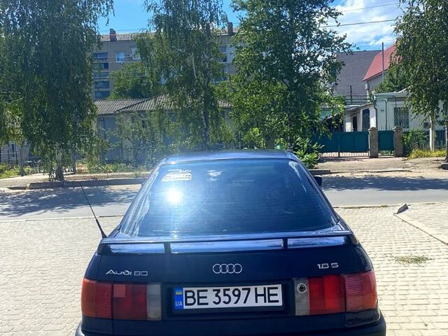 Синий Ауди 80, объемом двигателя 1.8 л и пробегом 537 тыс. км за 2300 $, фото 5 на Automoto.ua