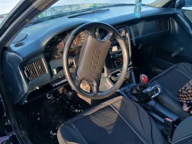 Синій Ауді 80, об'ємом двигуна 1.8 л та пробігом 406 тис. км за 1600 $, фото 2 на Automoto.ua