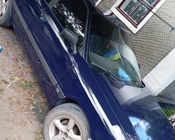 Синий Ауди 80, объемом двигателя 1.8 л и пробегом 250 тыс. км за 1550 $, фото 23 на Automoto.ua