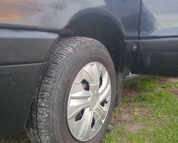 Синий Ауди 80, объемом двигателя 1.8 л и пробегом 476 тыс. км за 1550 $, фото 10 на Automoto.ua