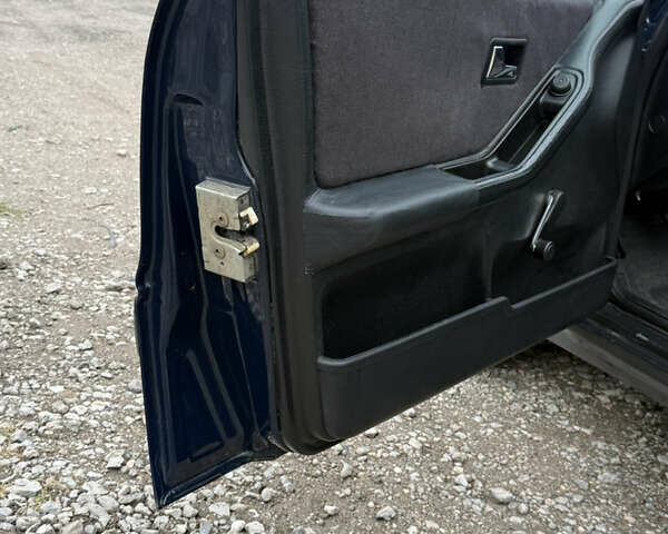 Синий Ауди 80, объемом двигателя 1.6 л и пробегом 250 тыс. км за 2499 $, фото 14 на Automoto.ua