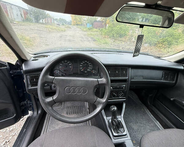 Синий Ауди 80, объемом двигателя 1.6 л и пробегом 250 тыс. км за 2499 $, фото 15 на Automoto.ua