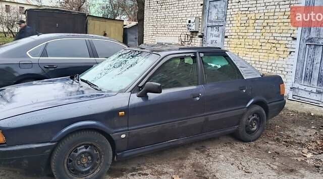 Синий Ауди 80, объемом двигателя 1.8 л и пробегом 350 тыс. км за 2200 $, фото 1 на Automoto.ua