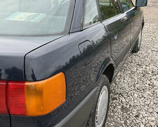 Синий Ауди 80, объемом двигателя 1.6 л и пробегом 250 тыс. км за 2499 $, фото 8 на Automoto.ua