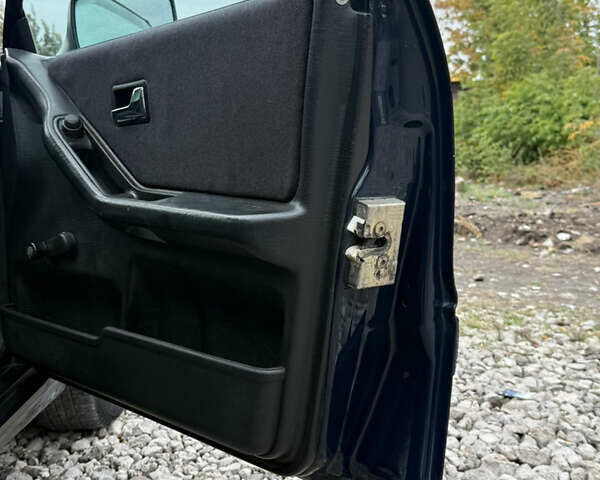 Синий Ауди 80, объемом двигателя 1.6 л и пробегом 250 тыс. км за 2499 $, фото 12 на Automoto.ua