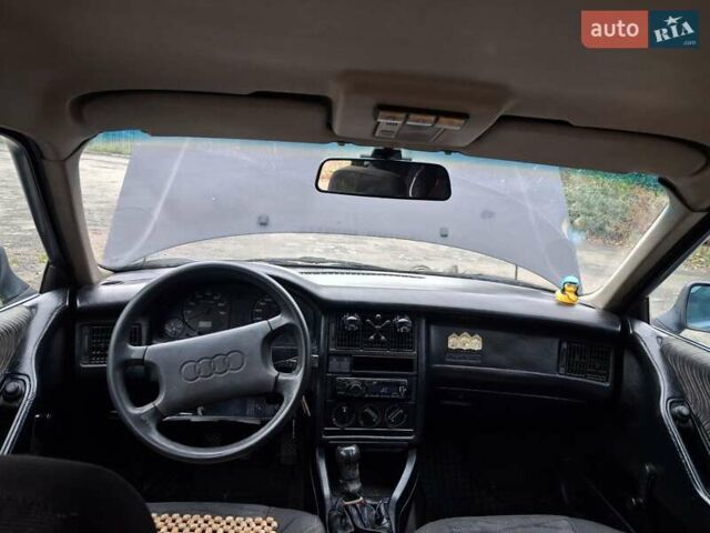 Синій Ауді 80, об'ємом двигуна 1.8 л та пробігом 313 тис. км за 2000 $, фото 13 на Automoto.ua