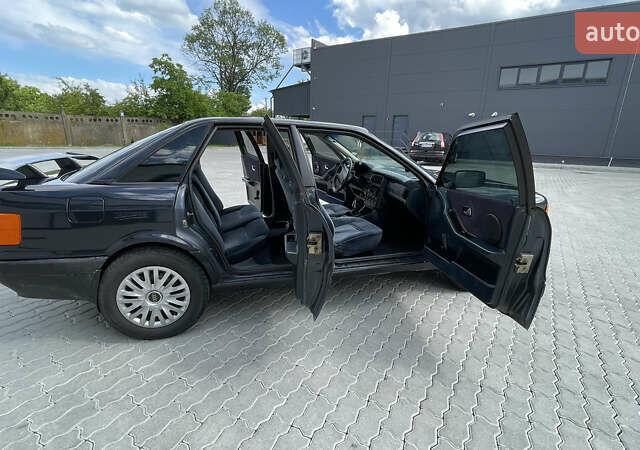 Синий Ауди 80, объемом двигателя 1.78 л и пробегом 300 тыс. км за 2600 $, фото 10 на Automoto.ua