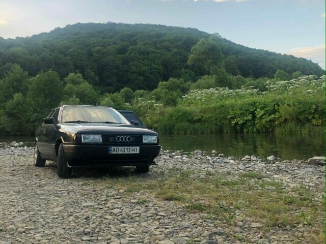 Синий Ауди 80, объемом двигателя 1.8 л и пробегом 370 тыс. км за 2200 $, фото 6 на Automoto.ua