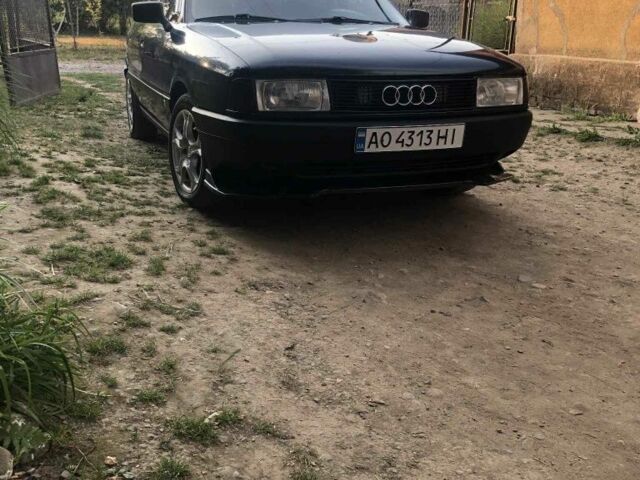 Синий Ауди 80, объемом двигателя 1.8 л и пробегом 370 тыс. км за 2200 $, фото 1 на Automoto.ua