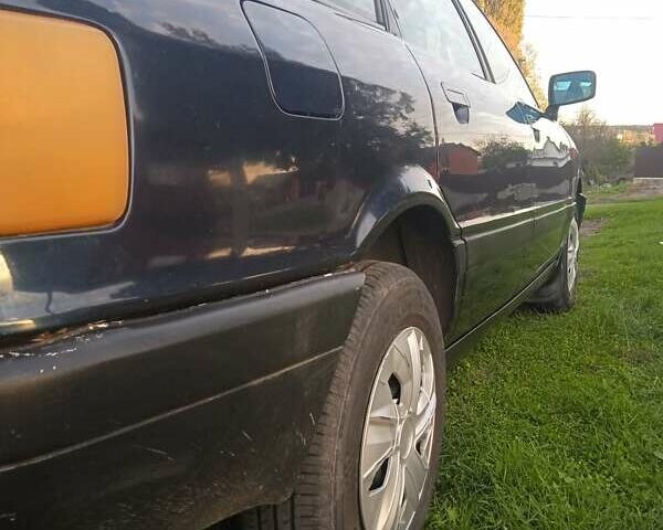 Синий Ауди 80, объемом двигателя 1.8 л и пробегом 476 тыс. км за 1550 $, фото 9 на Automoto.ua