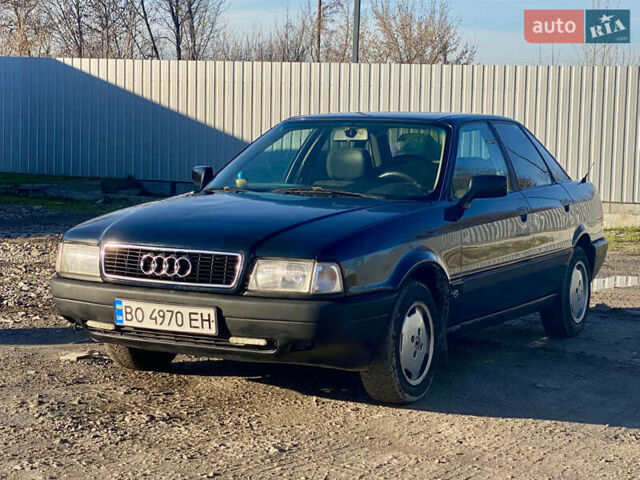 Синий Ауди 80, объемом двигателя 1.8 л и пробегом 250 тыс. км за 1950 $, фото 3 на Automoto.ua