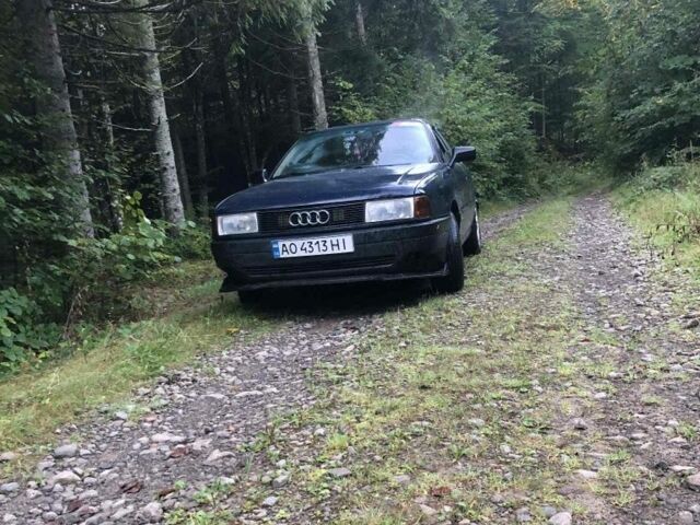 Синий Ауди 80, объемом двигателя 1.8 л и пробегом 370 тыс. км за 2200 $, фото 14 на Automoto.ua