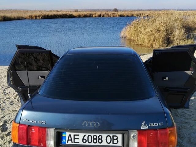 Синій Ауді 80, об'ємом двигуна 2 л та пробігом 375 тис. км за 2185 $, фото 1 на Automoto.ua