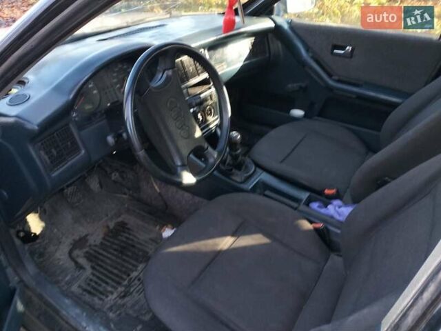 Синий Ауди 80, объемом двигателя 1.8 л и пробегом 400 тыс. км за 700 $, фото 1 на Automoto.ua