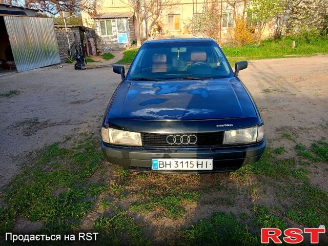 Синий Ауди 80, объемом двигателя 1.8 л и пробегом 430 тыс. км за 1700 $, фото 1 на Automoto.ua