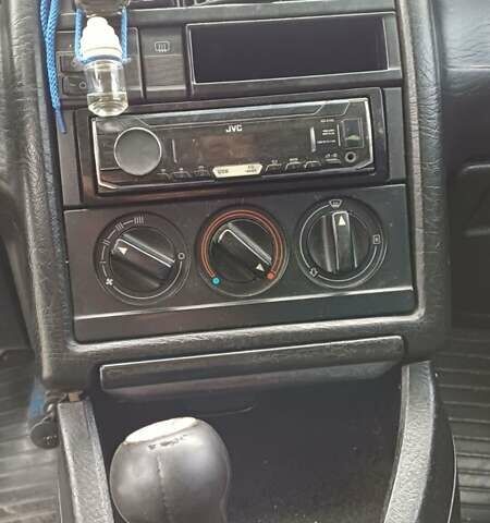 Синій Ауді 80, об'ємом двигуна 1.8 л та пробігом 320 тис. км за 1450 $, фото 11 на Automoto.ua