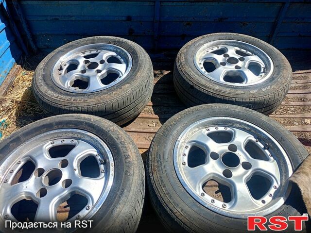 Синий Ауди 80, объемом двигателя 1.8 л и пробегом 430 тыс. км за 1700 $, фото 8 на Automoto.ua