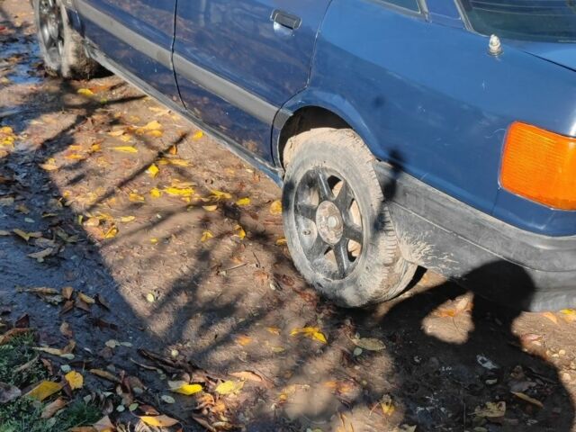 Синий Ауди 80, объемом двигателя 1.8 л и пробегом 29 тыс. км за 2000 $, фото 9 на Automoto.ua