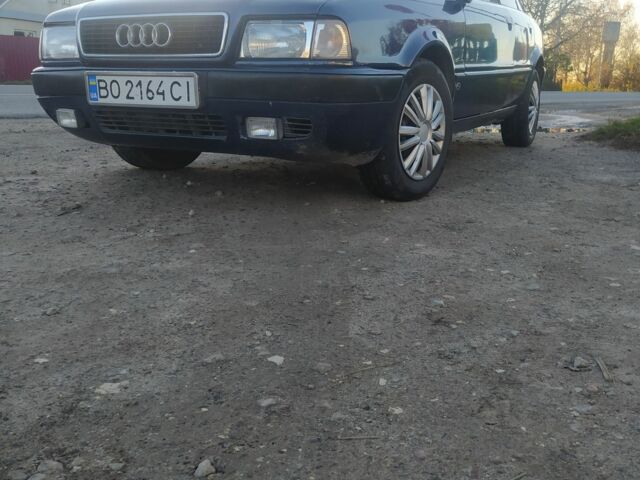 Синий Ауди 80, объемом двигателя 2 л и пробегом 334 тыс. км за 2199 $, фото 4 на Automoto.ua