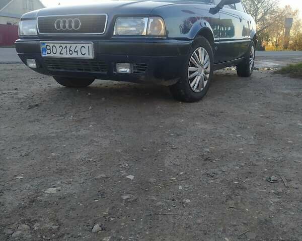 Синий Ауди 80, объемом двигателя 2 л и пробегом 334 тыс. км за 2199 $, фото 3 на Automoto.ua