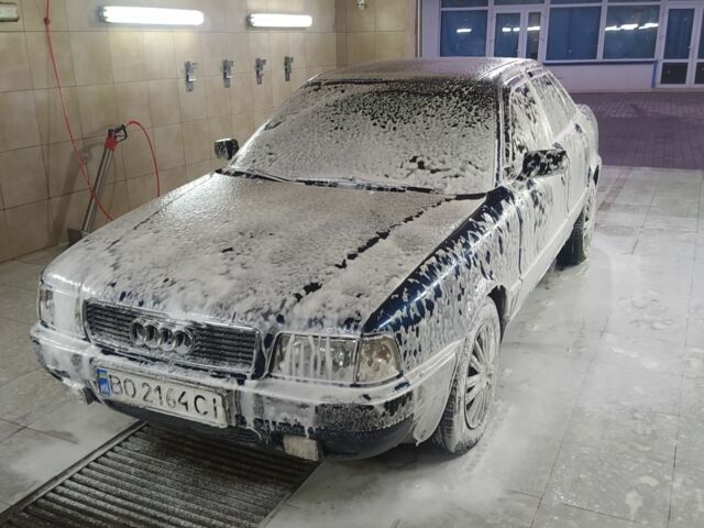 Синий Ауди 80, объемом двигателя 2 л и пробегом 334 тыс. км за 2199 $, фото 8 на Automoto.ua