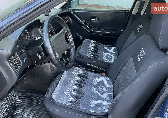 Синий Ауди 80, объемом двигателя 1.78 л и пробегом 500 тыс. км за 1400 $, фото 7 на Automoto.ua