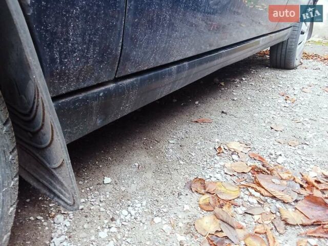 Синий Ауди 80, объемом двигателя 1.8 л и пробегом 340 тыс. км за 1500 $, фото 2 на Automoto.ua