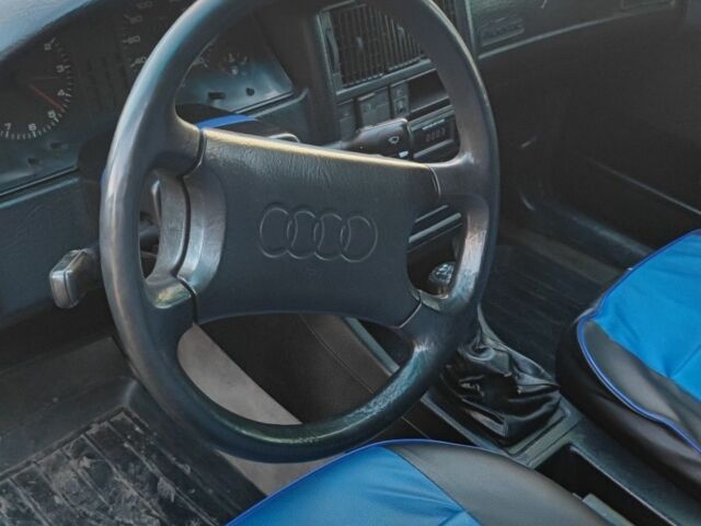 Синий Ауди 80, объемом двигателя 1.8 л и пробегом 29 тыс. км за 2000 $, фото 5 на Automoto.ua