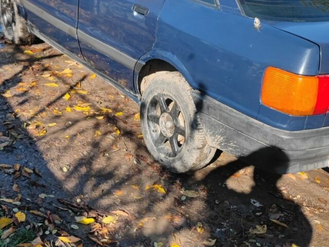 Синий Ауди 80, объемом двигателя 1.8 л и пробегом 29 тыс. км за 2000 $, фото 11 на Automoto.ua