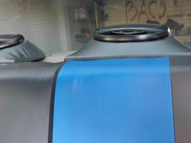 Синий Ауди 80, объемом двигателя 1.8 л и пробегом 29 тыс. км за 2000 $, фото 6 на Automoto.ua