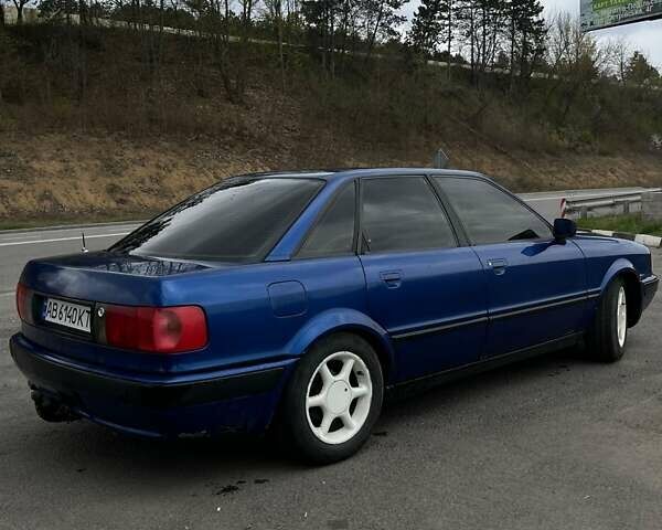 Синий Ауди 80, объемом двигателя 2 л и пробегом 398 тыс. км за 2950 $, фото 3 на Automoto.ua