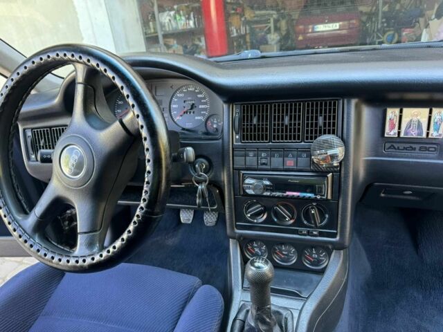 Синій Ауді 80, об'ємом двигуна 2.3 л та пробігом 309 тис. км за 2700 $, фото 11 на Automoto.ua