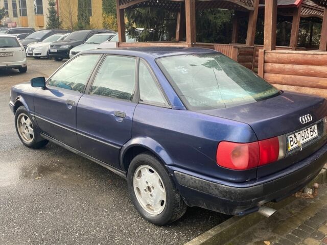 Синий Ауди 80, объемом двигателя 2 л и пробегом 350 тыс. км за 1299 $, фото 3 на Automoto.ua
