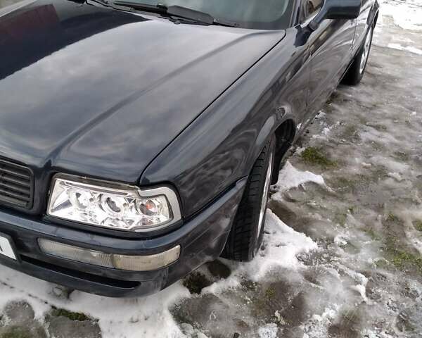 Синий Ауди 80, объемом двигателя 2.8 л и пробегом 400 тыс. км за 2700 $, фото 1 на Automoto.ua